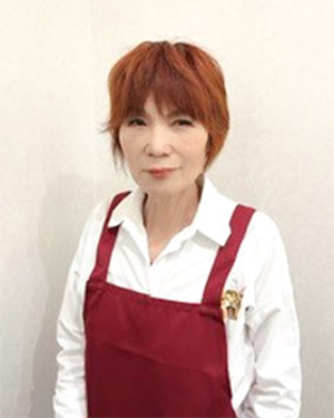 フロアリーダー　内藤