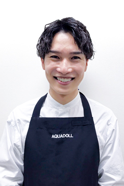 スタッフ佐部